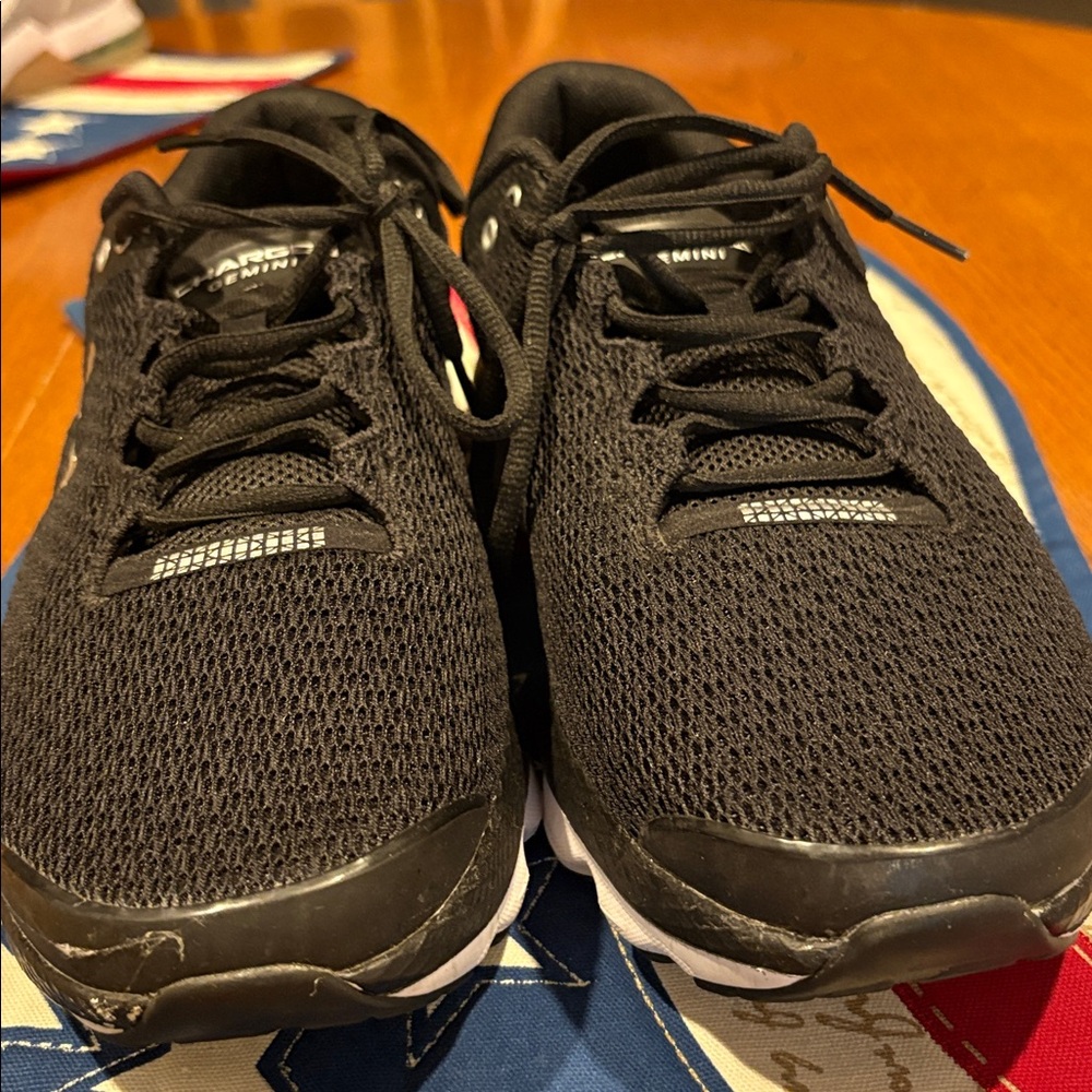 NWOT Men’s Under Armour Black Athletic Shoes, Charged Gemini, great condition 10 - Picture 10 of 10
